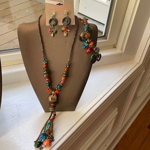 Treska necklace, bracelet, earring set